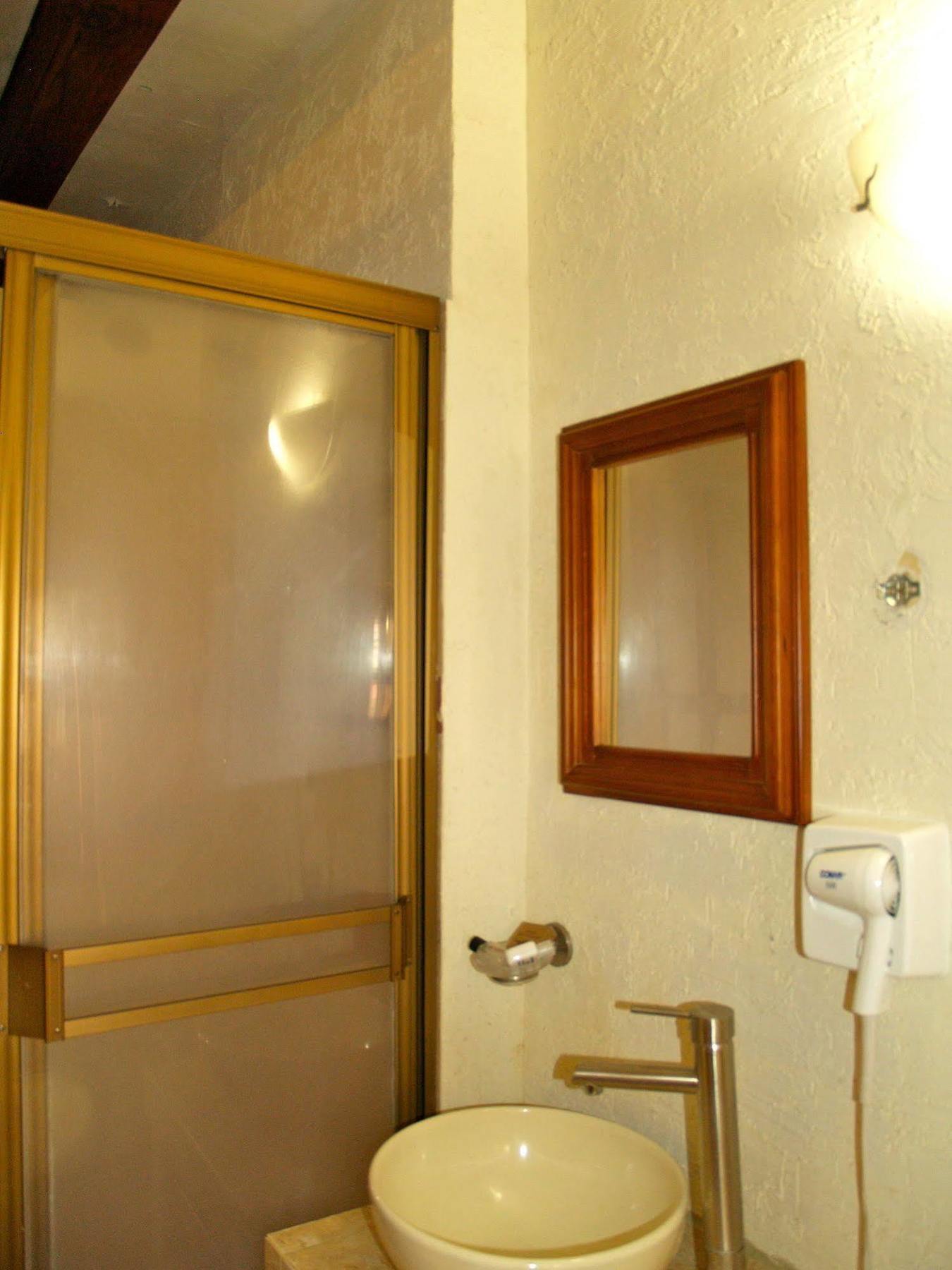 Hotel Refugio Agustino Morelia Extérieur photo